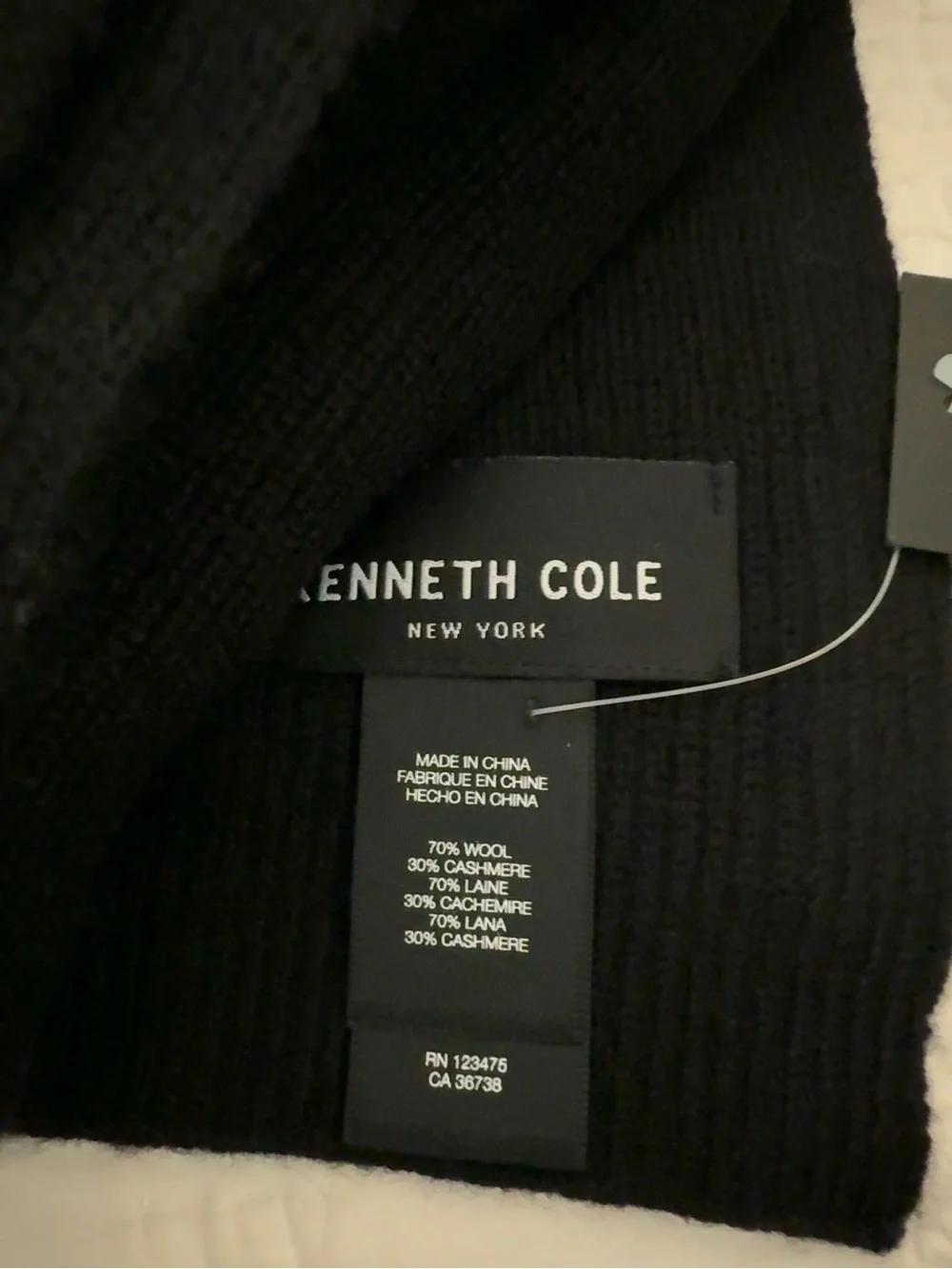 Kenneth Cole New York Black Wool Cashmere Knit Scarf 70% Wool 30% Cashmere $98